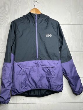 Mountain Hardwear Black and Purple Windbreaker Anorak Jacket